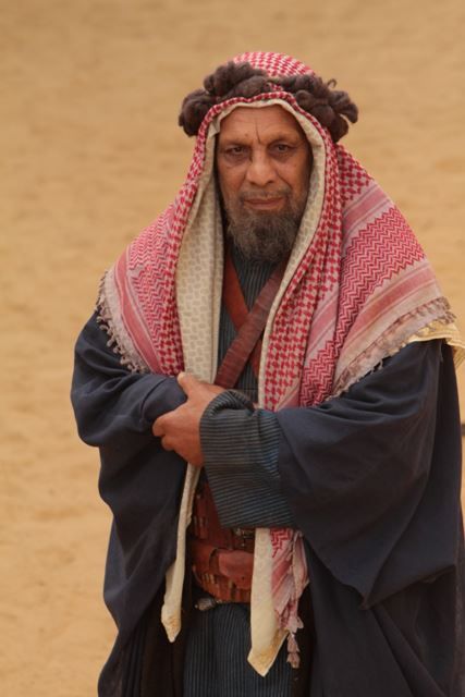 ׸ , .    : 4  : 3